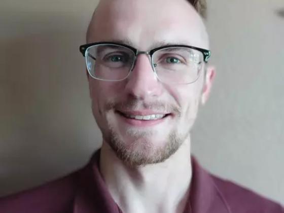 Ethan Huff headshot